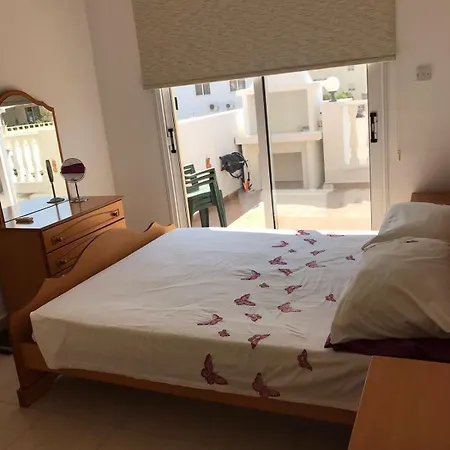 Three Bedroom Family In Kapparis With Shared Pool Near *