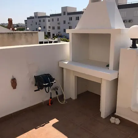 Appartement Three Bedroom Family In Kapparis With Shared Pool Near *